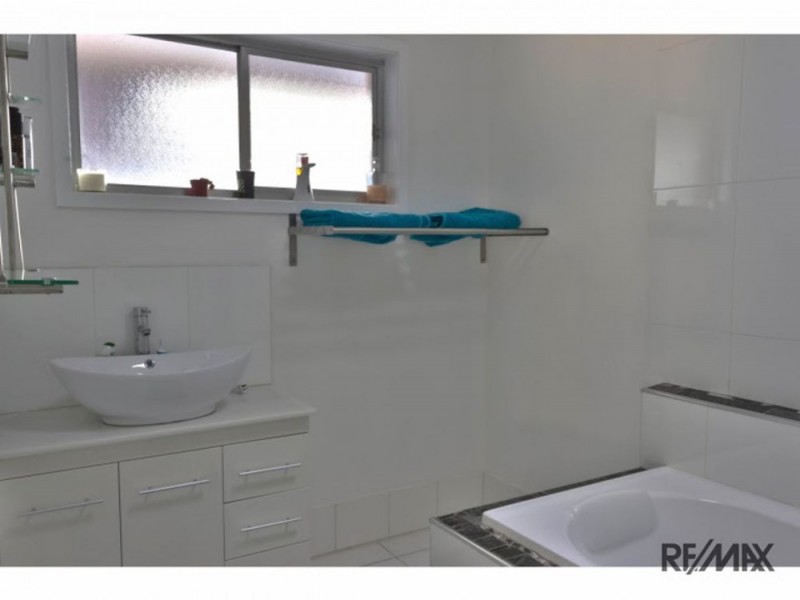 16 Sunset street, Rochedale South QLD 4123