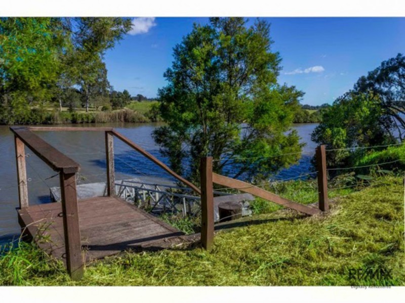 15 Danyenah Street, Loganholme QLD 4129