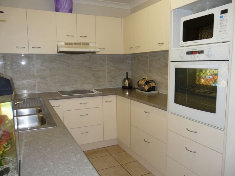 9 Kabut Court, Tanah Merah QLD 4128