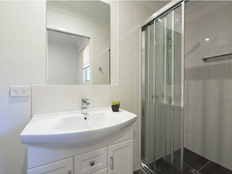 3 Elizabeth Place, Cornubia QLD 4130