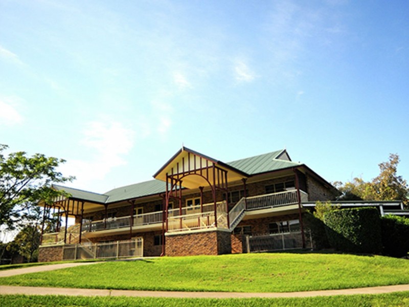 3 Elizabeth Place, Cornubia QLD 4130