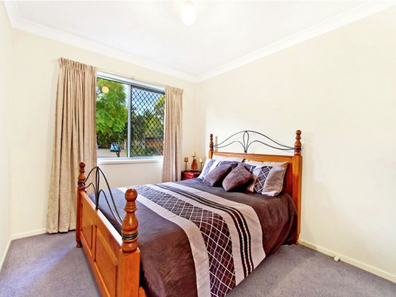 8 Truman Crescent, Slacks Creek QLD 4127