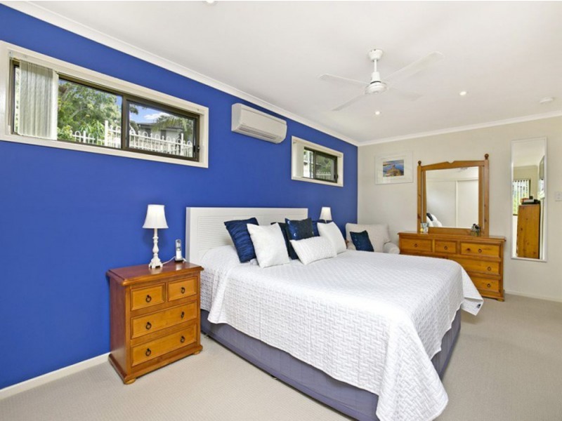 2 SEERS COURT, Shailer Park QLD 4128