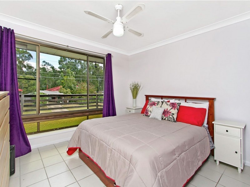 15 Springfield Crescent, Daisy Hill QLD 4127