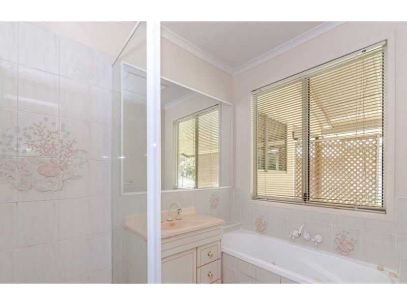 40 Omar  St, Woodridge QLD 4114