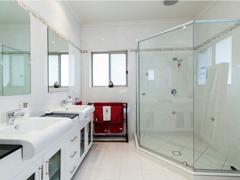 103 Shailer road, Shailer Park QLD 4128