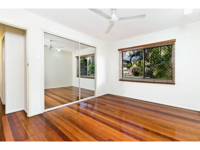 10 FAIRYMEAD STREET, Underwood QLD 4119