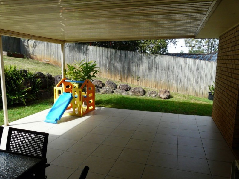9 Kabut Court, Tanah Merah QLD 4128