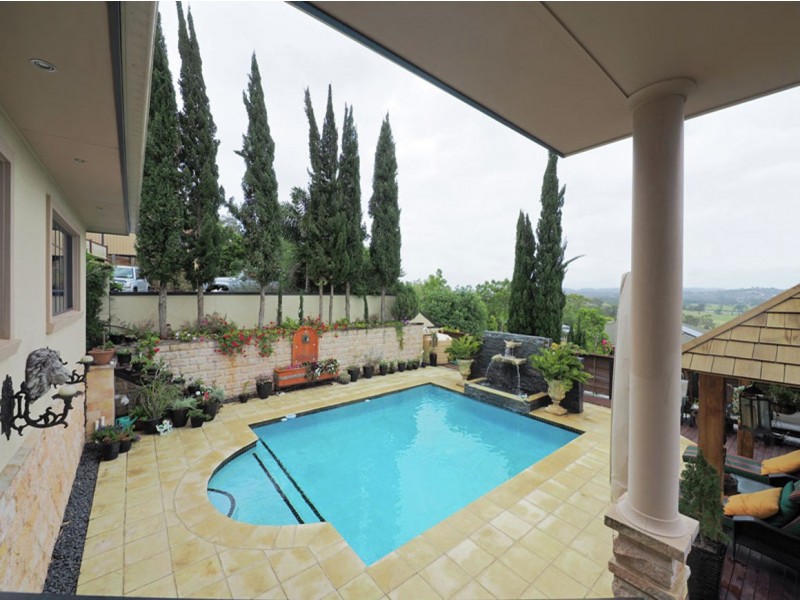 16 Sundar Crescent, Tanah Merah QLD 4128