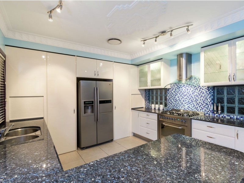 16 Sundar Crescent, Tanah Merah QLD 4128