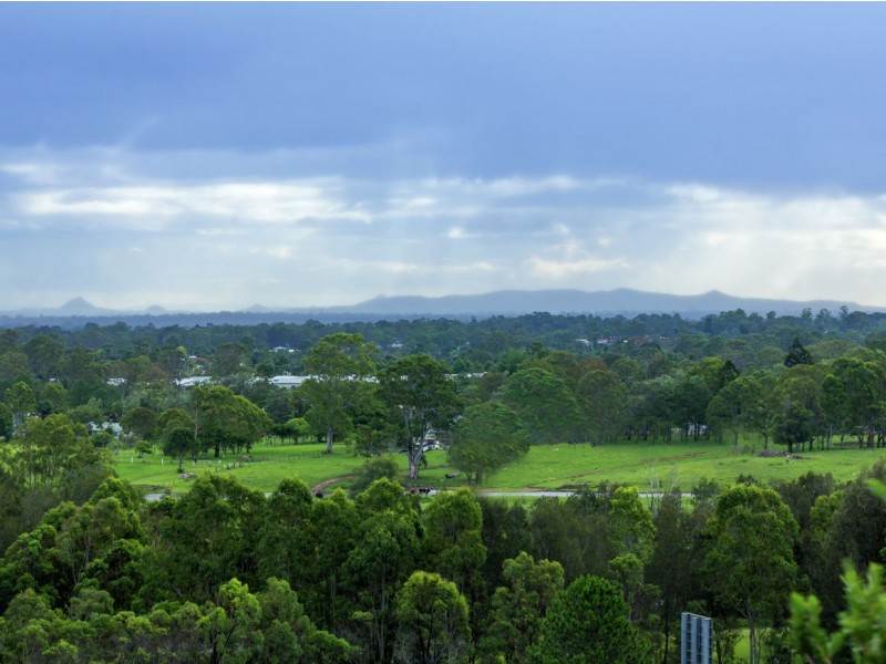 16 Sundar Crescent, Tanah Merah QLD 4128