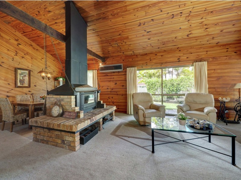 220 Plantain Road, Shailer Park QLD 4128