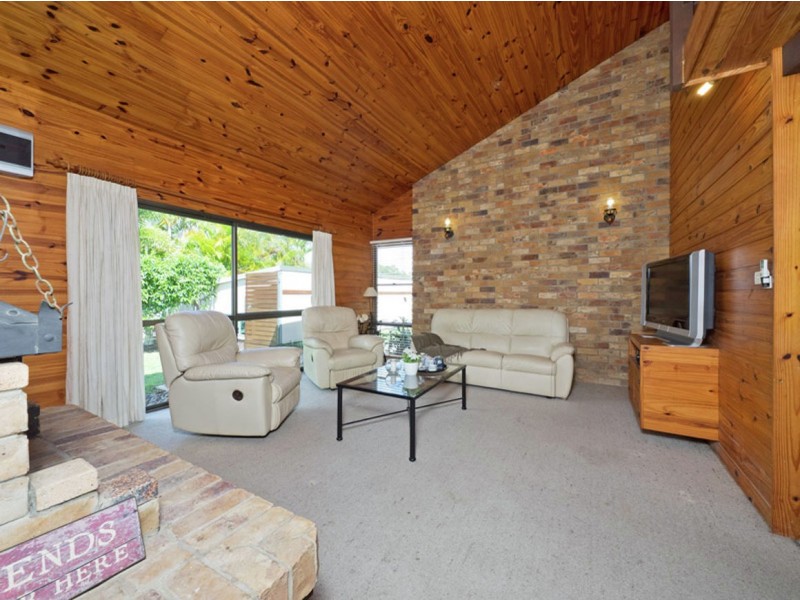 220 Plantain Road, Shailer Park QLD 4128