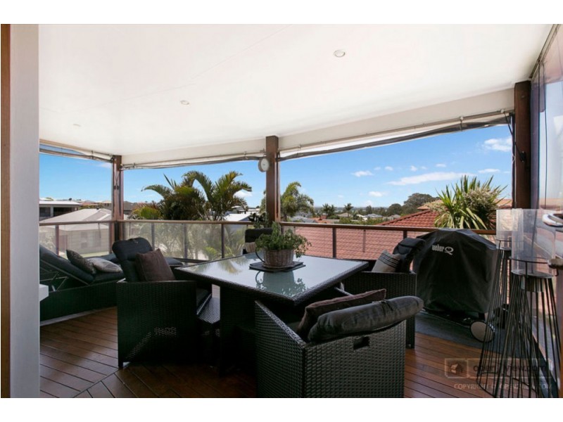 8 St Ives Court, Redland Bay QLD 4165