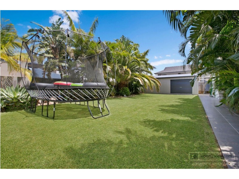 8 St Ives Court, Redland Bay QLD 4165
