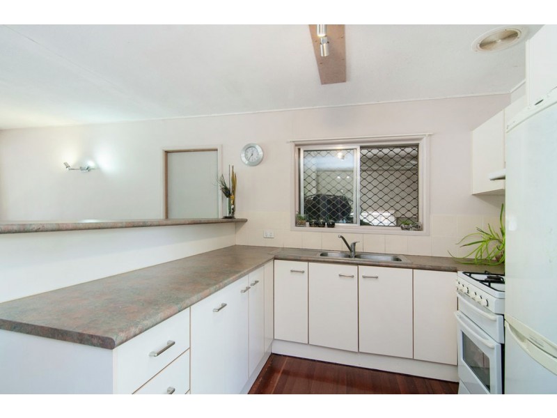 100 Queens Rd, Slacks Creek QLD 4127