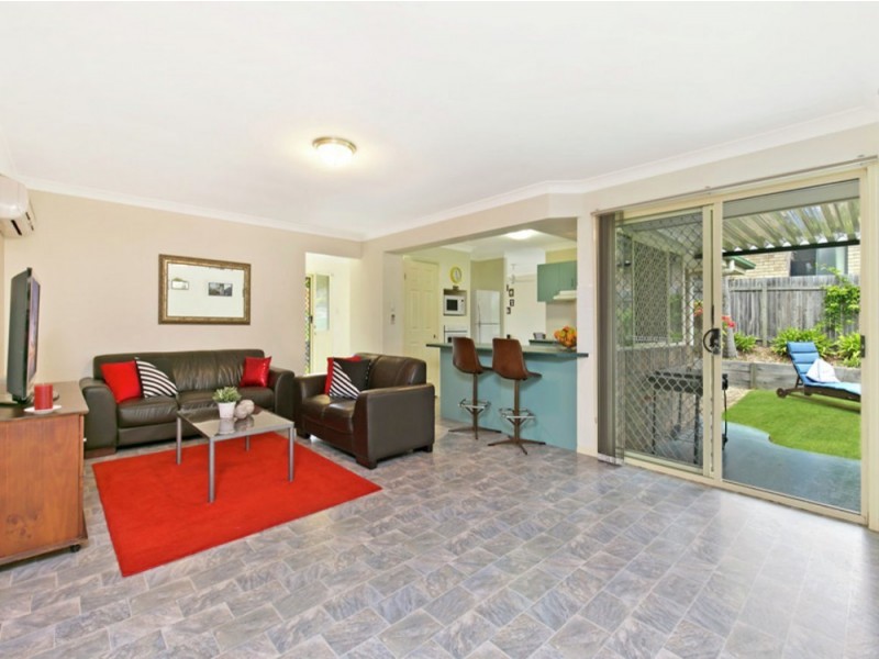 30 WILLIAM NIXON WAY, Edens Landing QLD 4207
