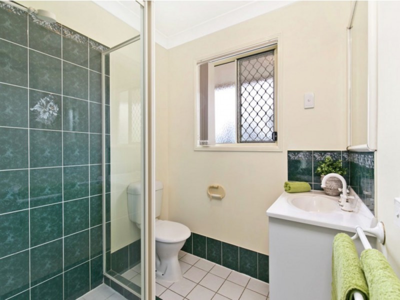 30 WILLIAM NIXON WAY, Edens Landing QLD 4207