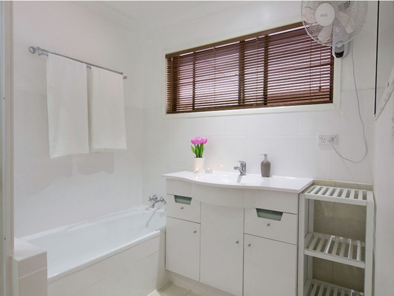 14 Yarabah Crescent, Shailer Park QLD 4128