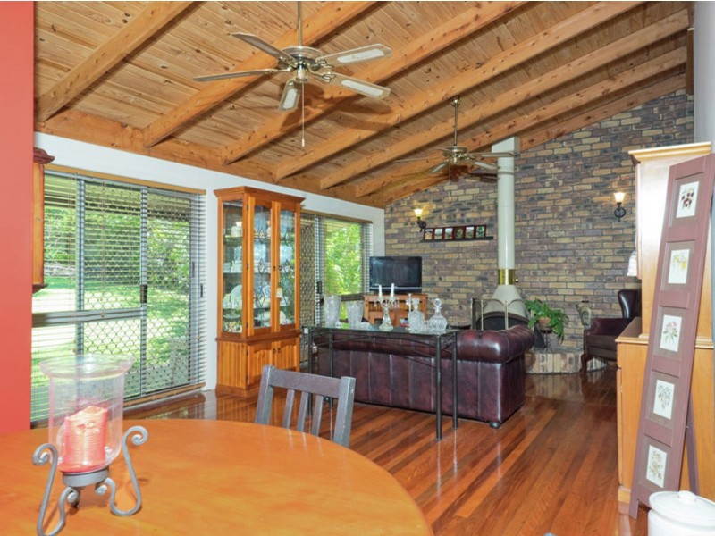 69-71 Plumbs Road, Tanah Merah QLD 4128