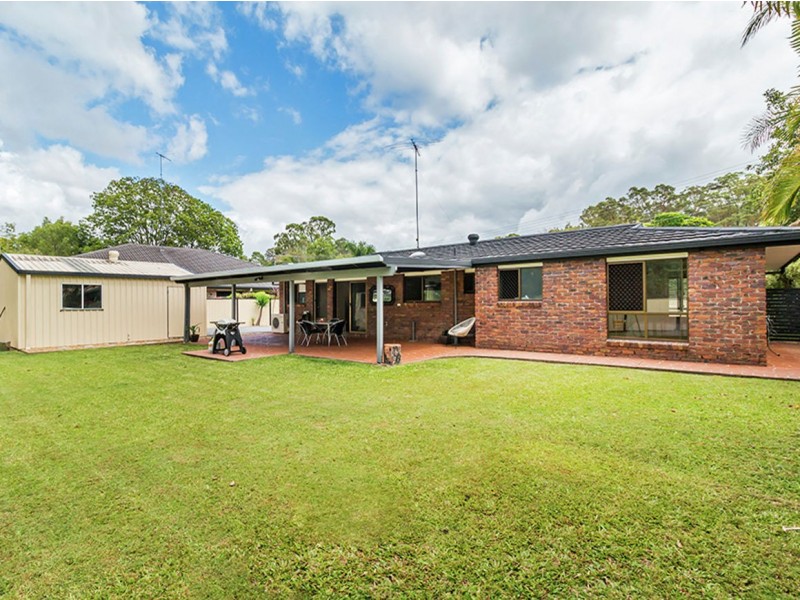 15 Sherwood Crescent, Daisy Hill QLD 4127