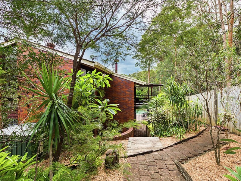 11 Forest Street, Daisy Hill QLD 4127