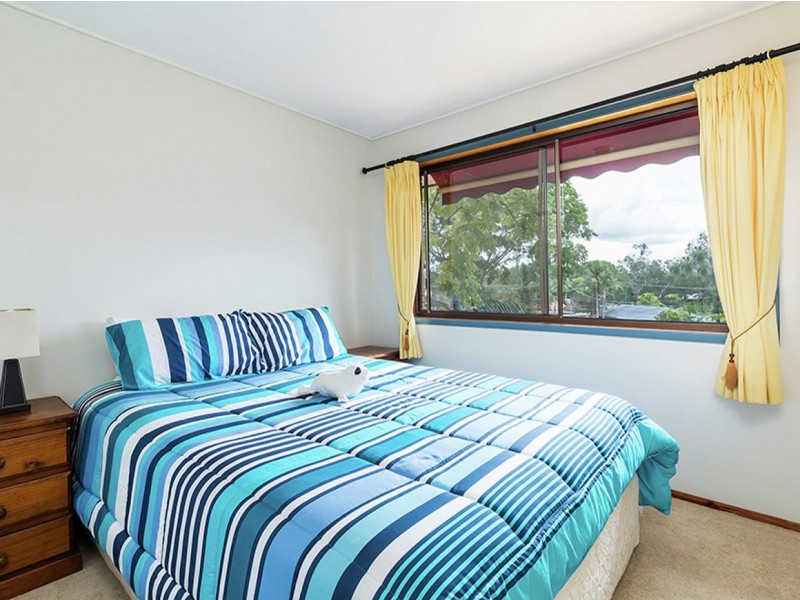 11 Forest Street, Daisy Hill QLD 4127