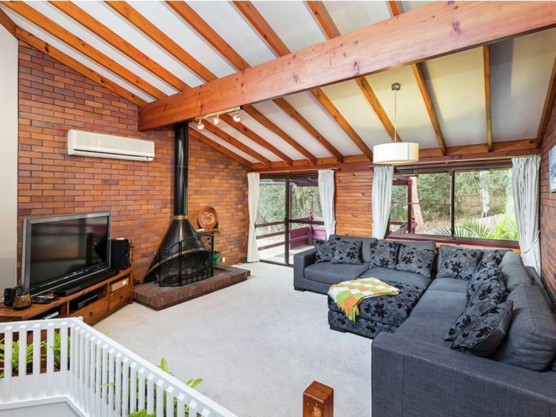 11 Forest Street, Daisy Hill QLD 4127