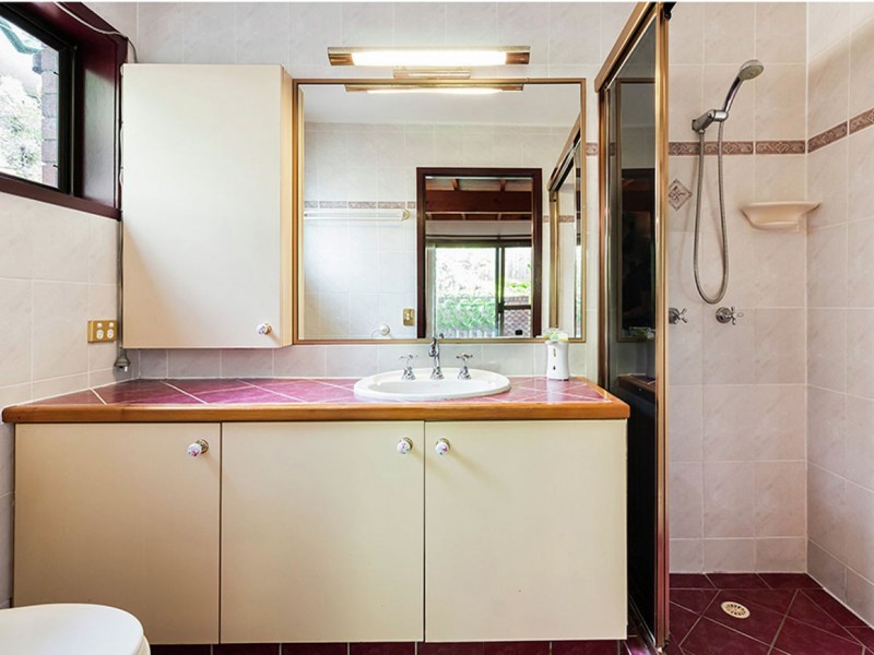 11 Forest Street, Daisy Hill QLD 4127