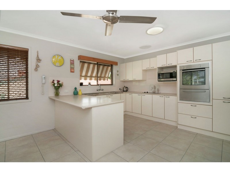 30 Caloola Drive, Springwood QLD 4127