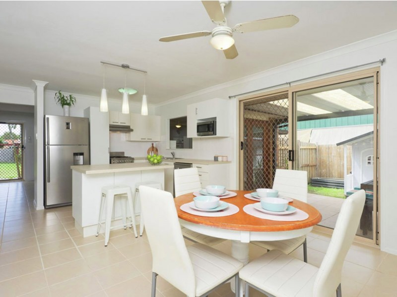 4 River Oak Place, Loganholme QLD 4129