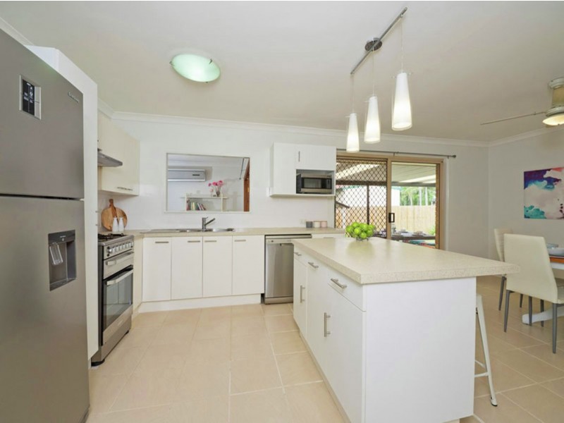 4 River Oak Place, Loganholme QLD 4129