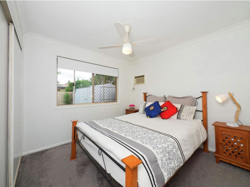 4 River Oak Place, Loganholme QLD 4129