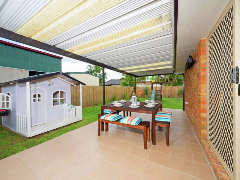 4 River Oak Place, Loganholme QLD 4129