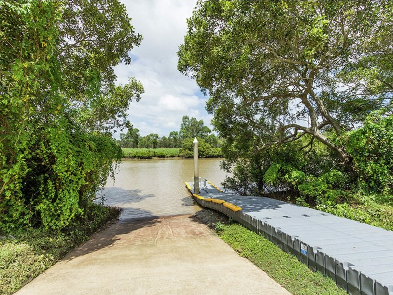 8 Omaru St, Loganholme QLD 4129