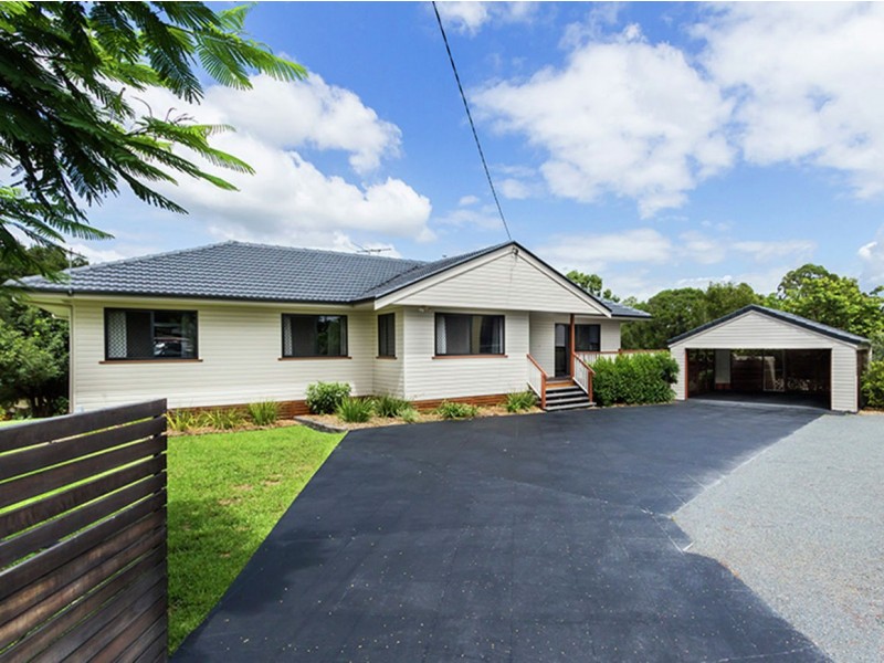 8 Omaru St, Loganholme QLD 4129