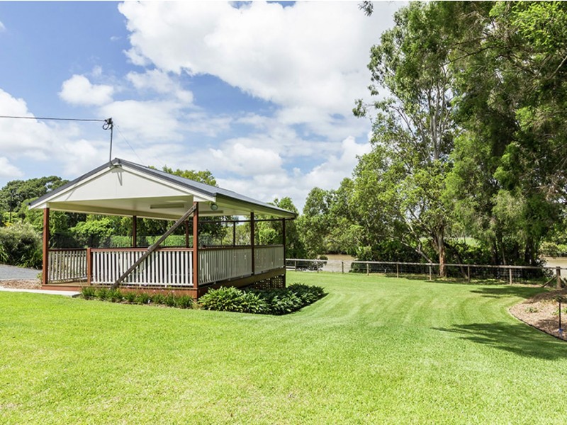 8 Omaru St, Loganholme QLD 4129