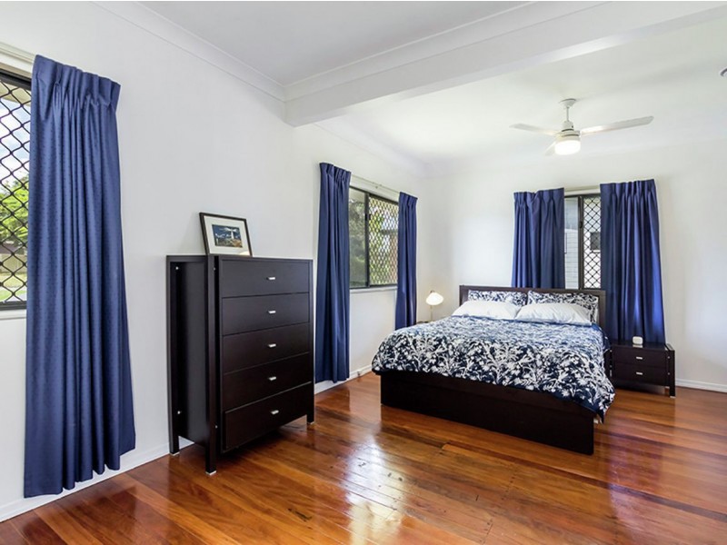 8 Omaru St, Loganholme QLD 4129