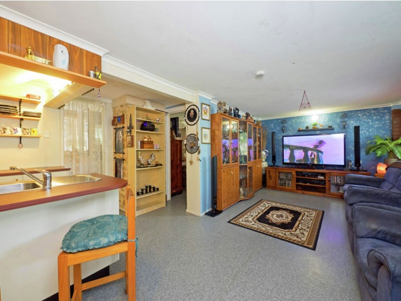 13 Fritz St, Loganlea QLD 4131