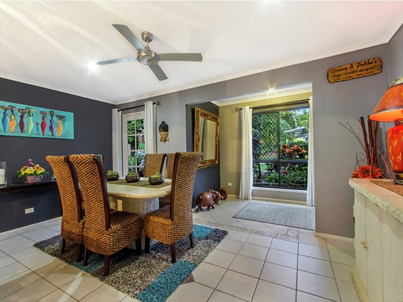 8 Barcelona Place, Slacks Creek QLD 4127