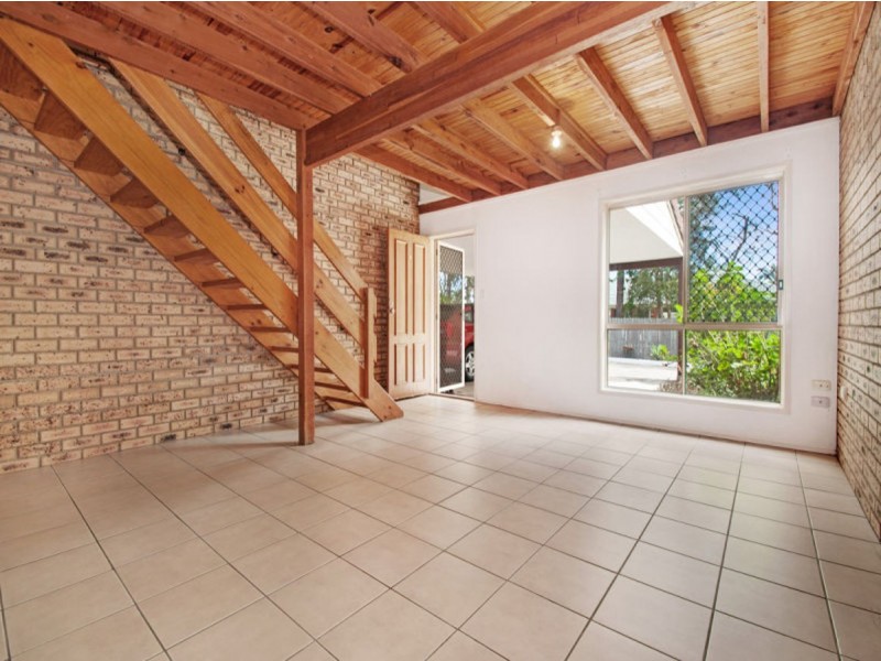 9/38 Charles Ave, Logan Central QLD 4114