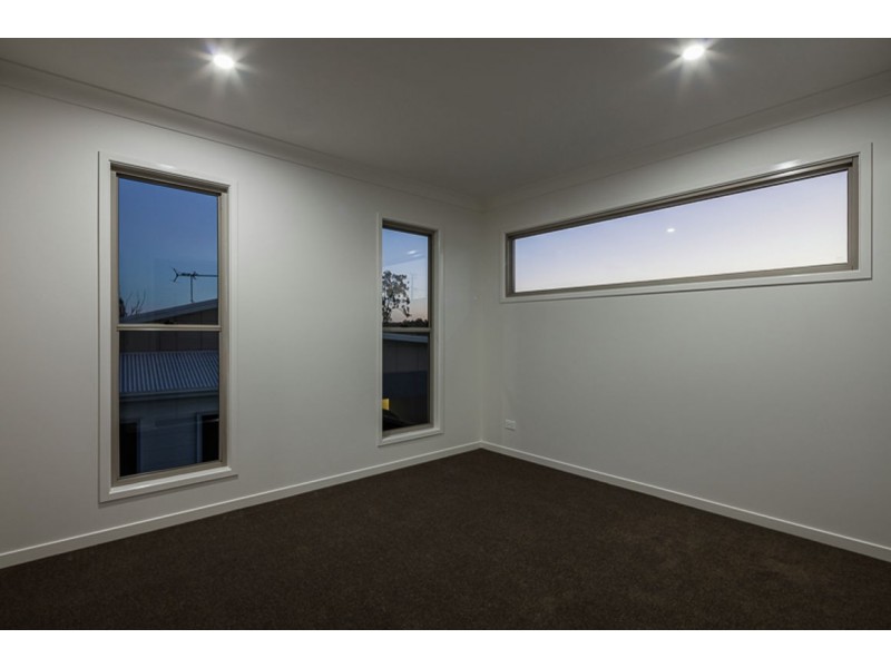35B Yarabah Crescent, Shailer Park QLD 4128