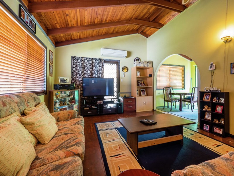 3 Hill Street, Kingston QLD 4114