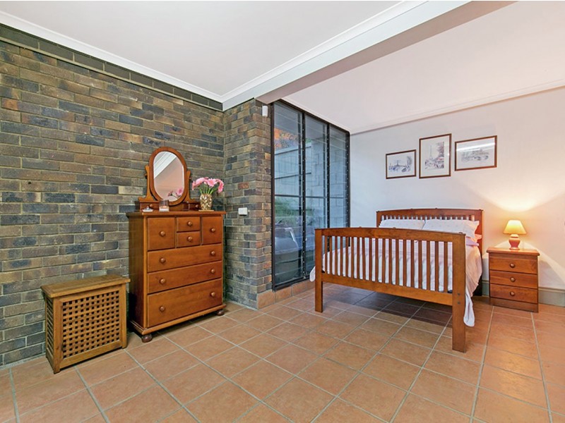 68-70 Springlands Drive, Slacks Creek QLD 4127