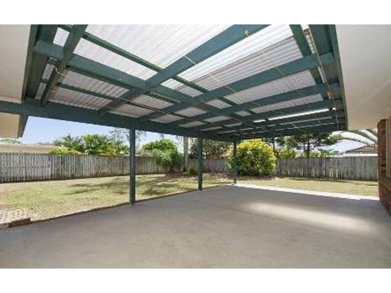 8 Jay Court, Redland Bay QLD 4165
