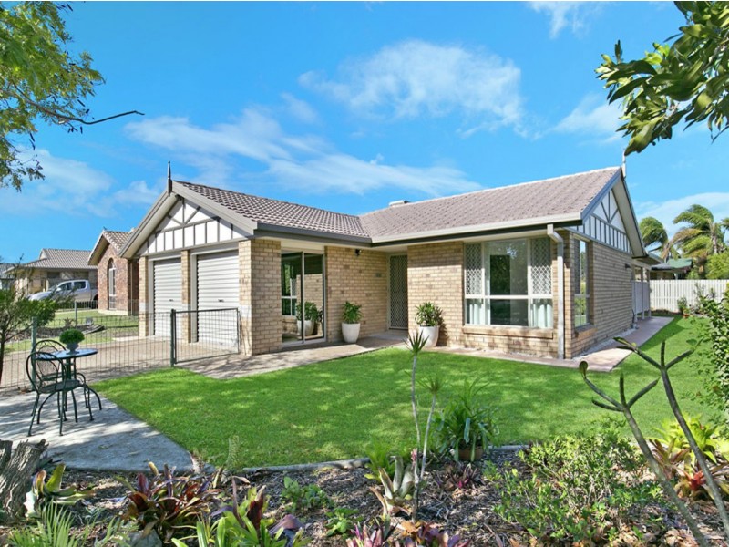 16 HANLON STREET, Tanah Merah QLD 4128