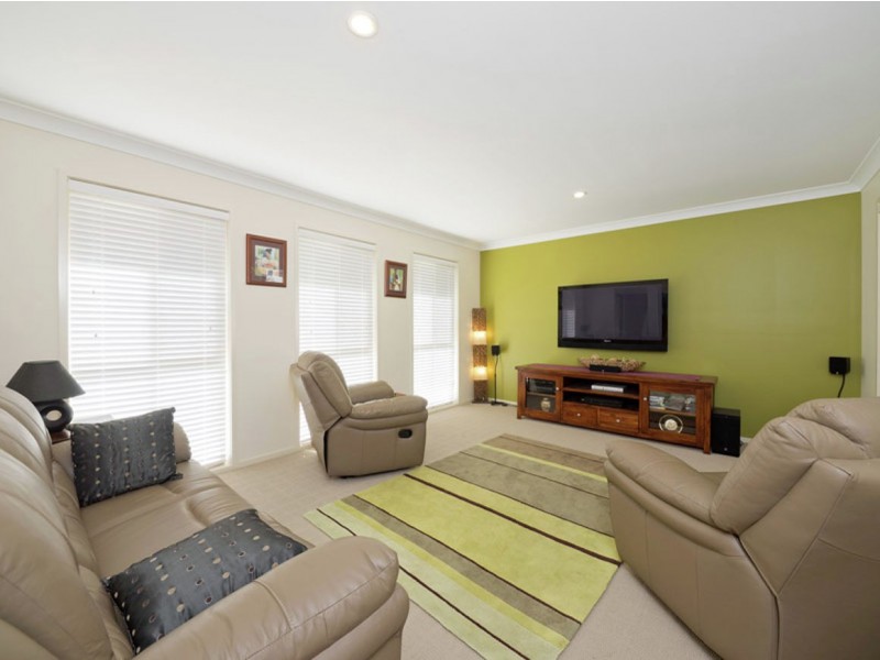 19A Francis Road, Shailer Park QLD 4128