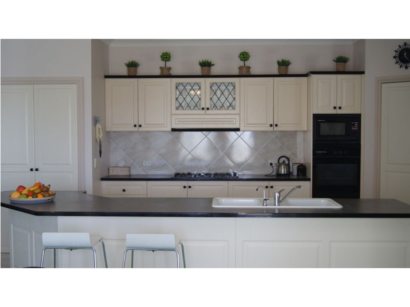 31 Baraka Court, Mudgeeraba QLD 4213