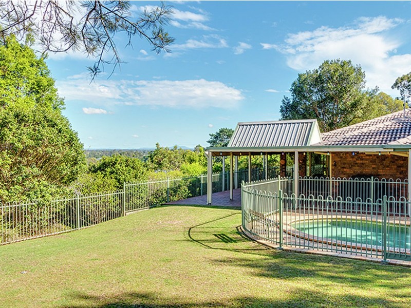 52-54 Andromeda Avenue, Tanah Merah QLD 4128