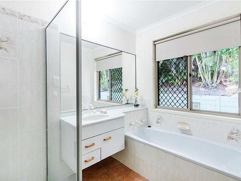 52-54 Andromeda Avenue, Tanah Merah QLD 4128